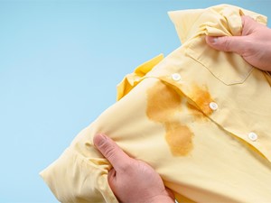 ¿Cómo quitar manchas difíciles de la ropa?